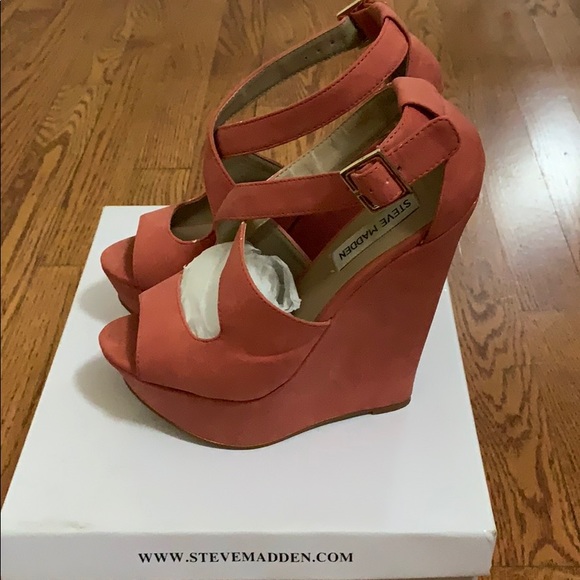 Steve Madden Xternal Coral Wedge 6.5 - Picture 2 of 2